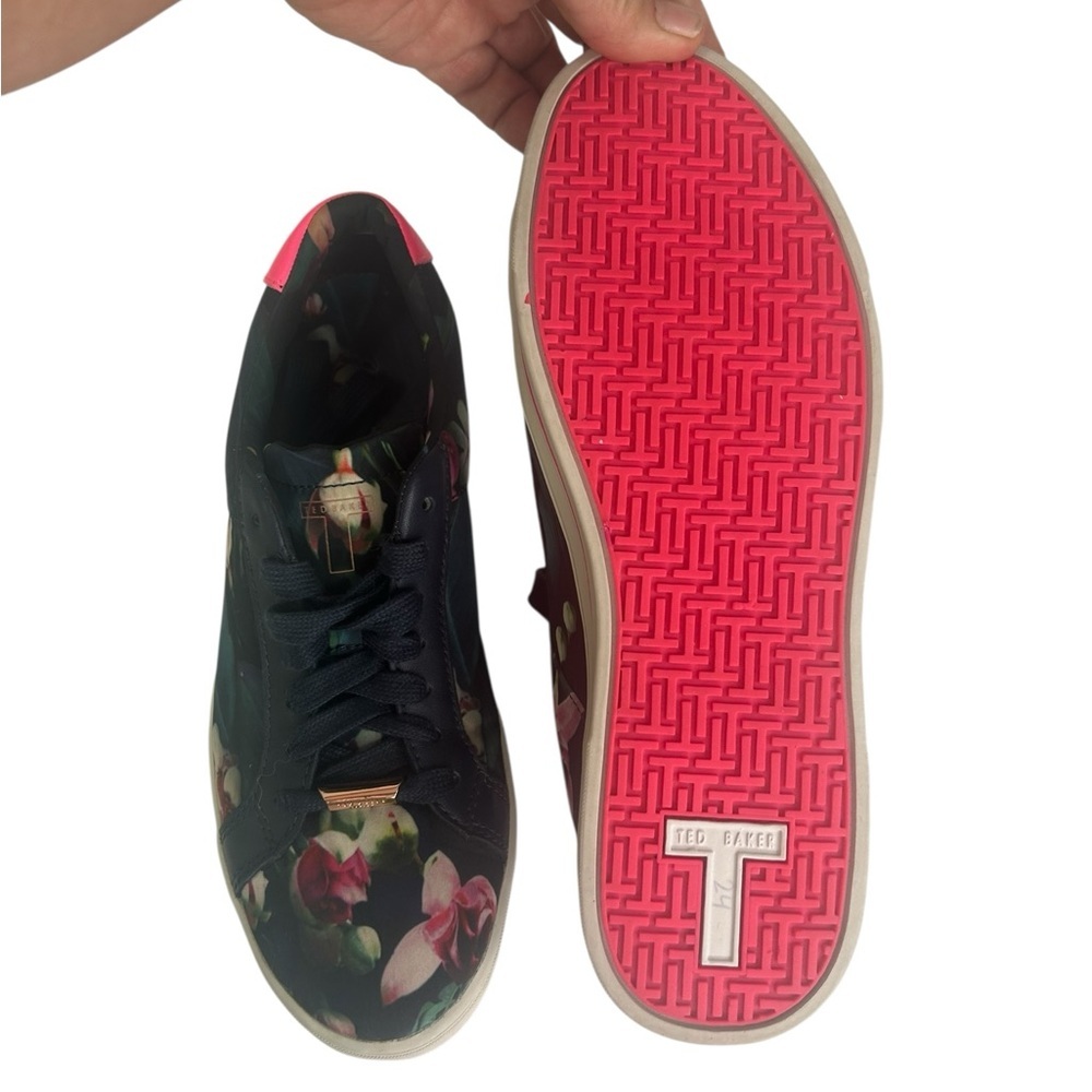 Ted Baker London EYEWC Floral Lace Up Sneaker Women's 7/38 Preppy Chic - Picture 14 of 16